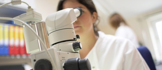 Laboratoires de biologie médicale : appel à candidature pour devenir un labo de référence