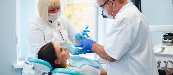 Chirurgiens-dentistes : entrée en vigueur de l’avenant n° 3
